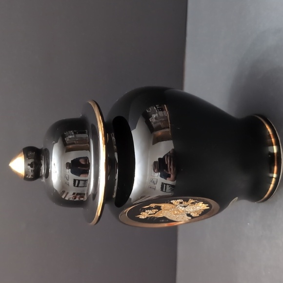 Vintage Japanese Art Of Chokin 24kt Gold Black Porcelain Lidded Jar. - Picture 6 of 11